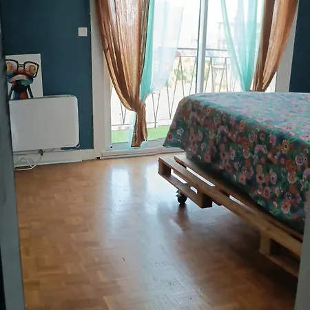 Chez Moi,chez Vous Vue Sur Les Vignes Libourne